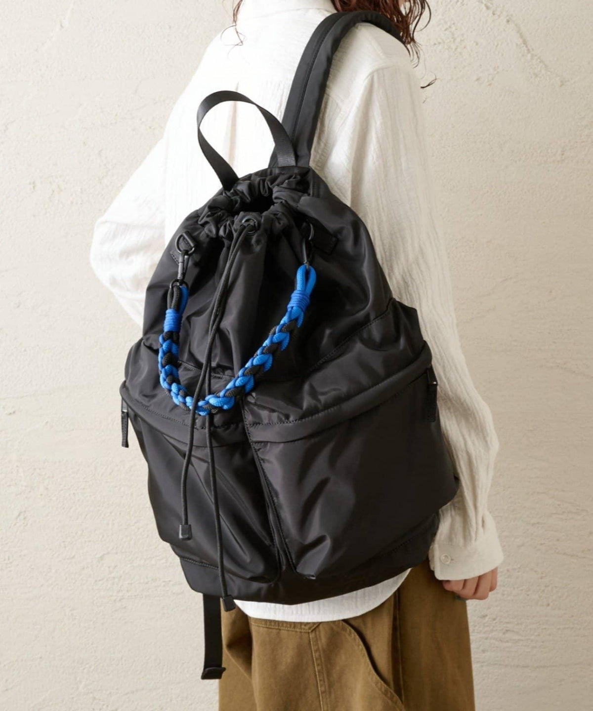 173009944