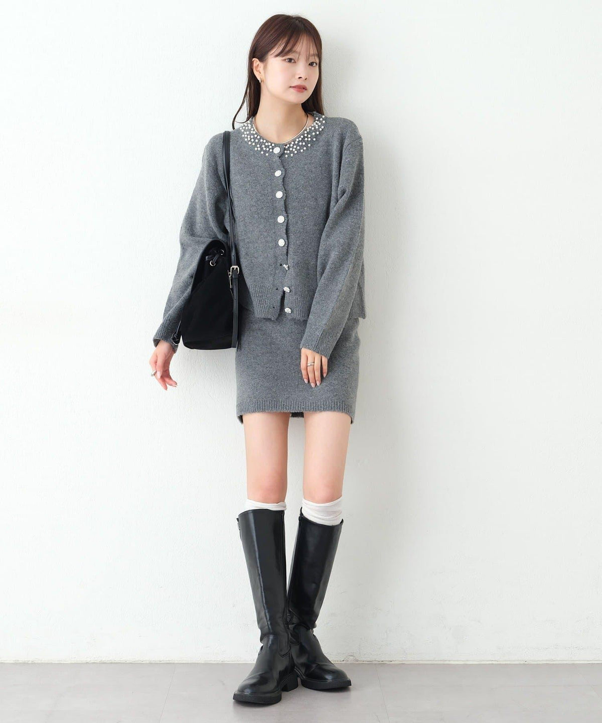 173802359
