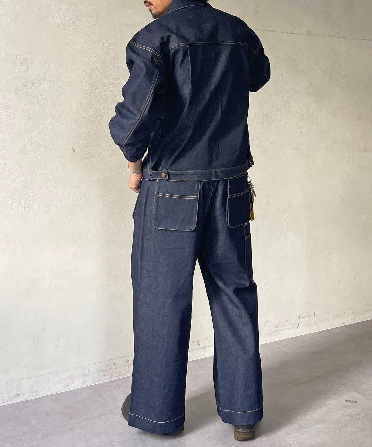 172580872