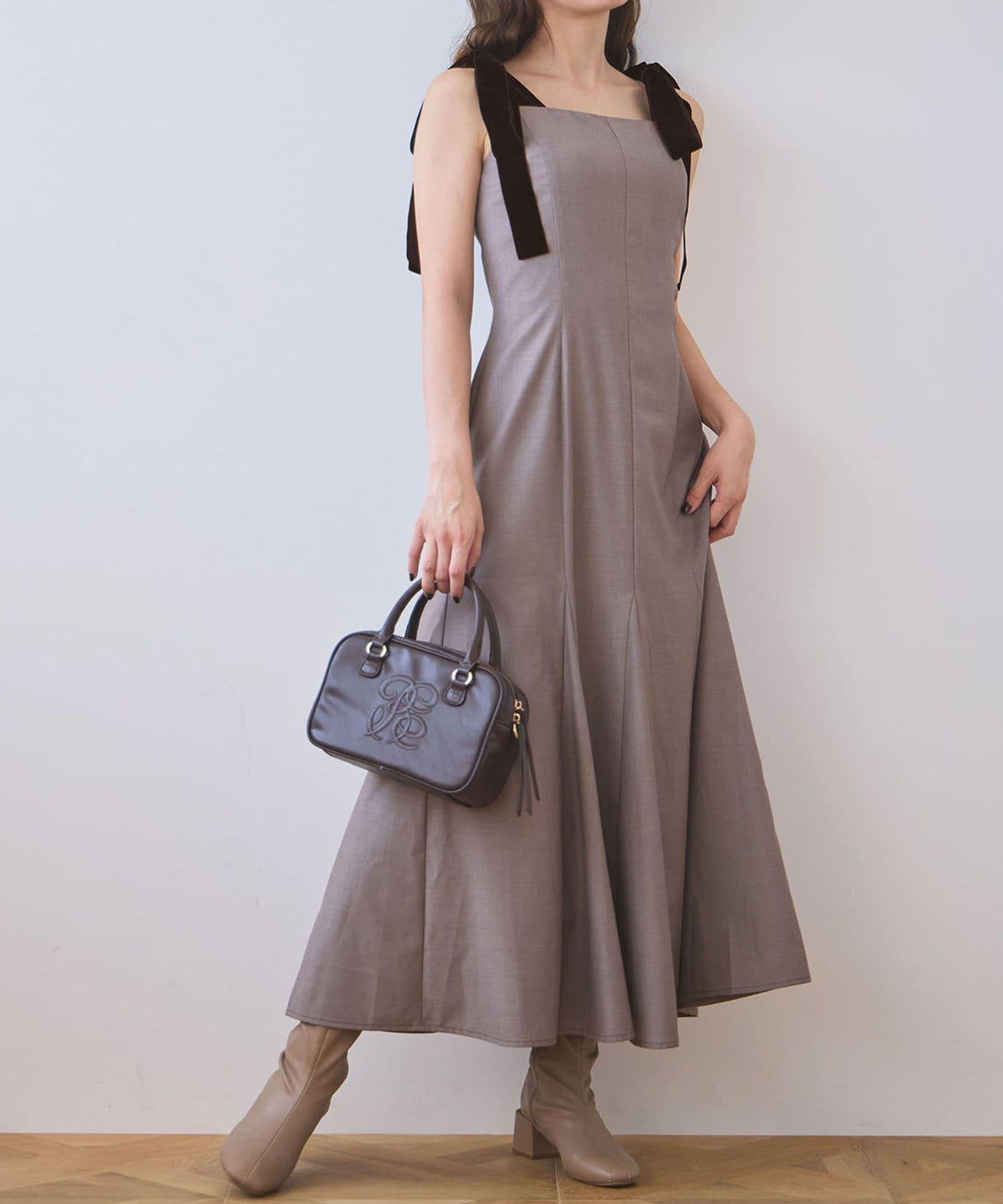 146004159