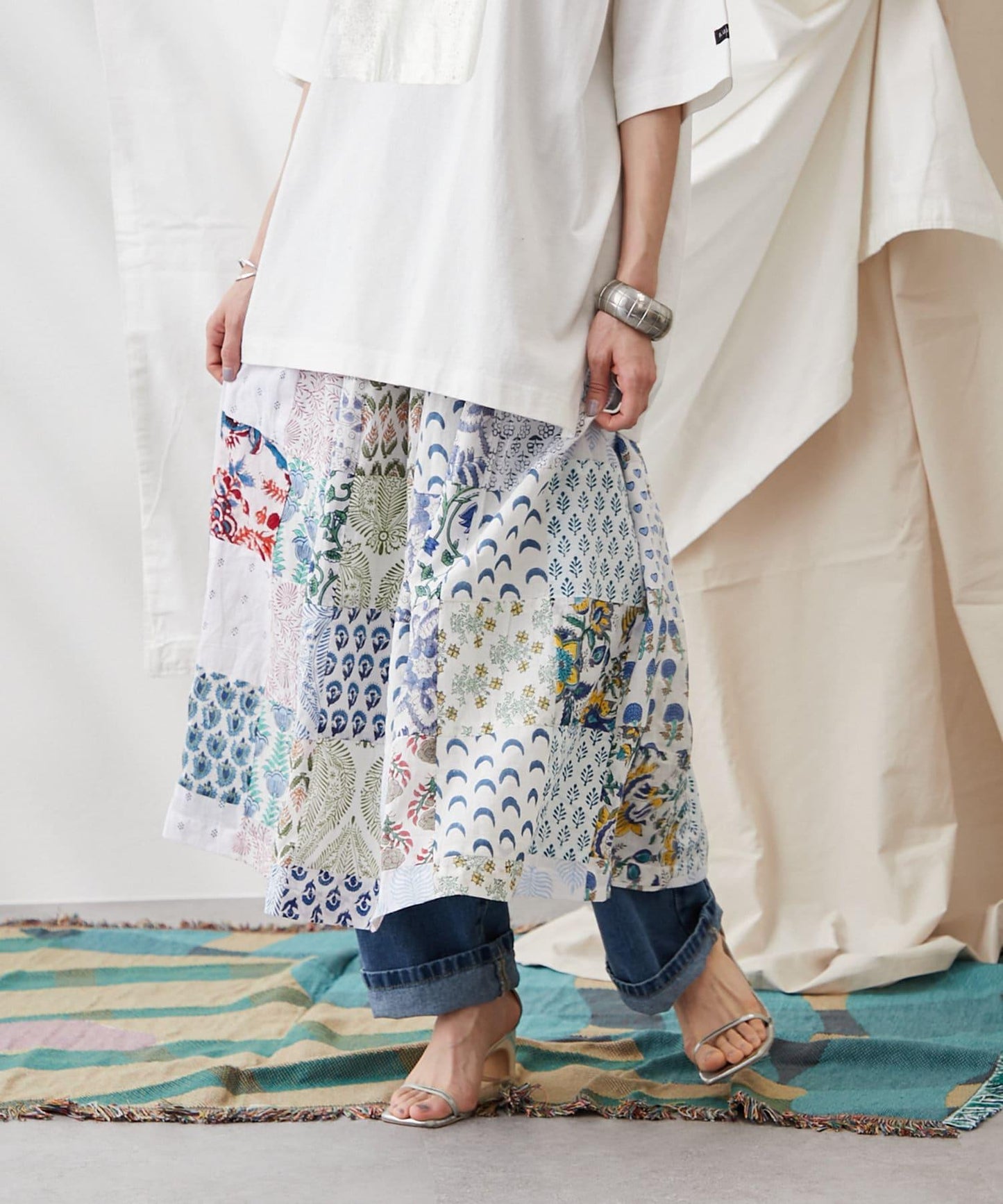 157765489