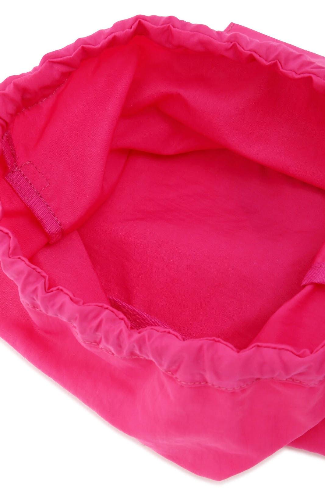 153970638