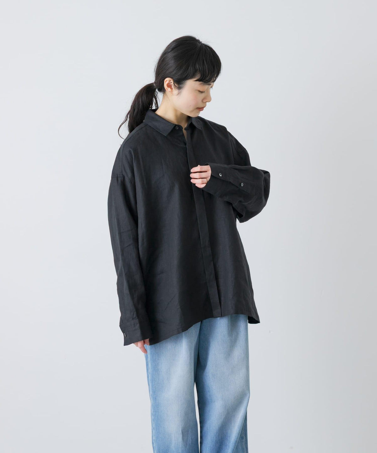 169072355