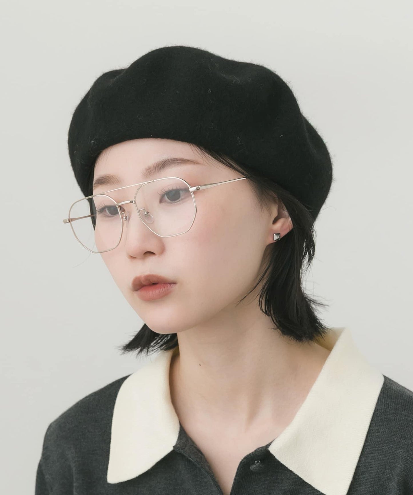 172625843