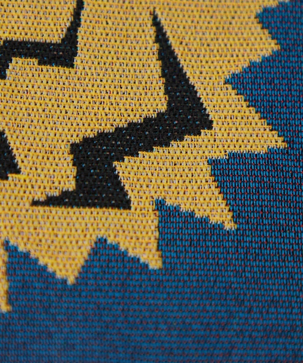 171676137