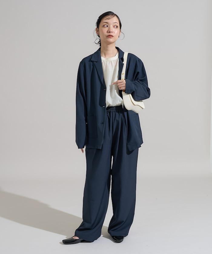 165851940