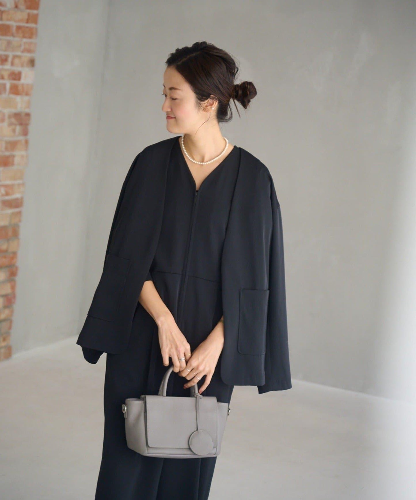 168524555