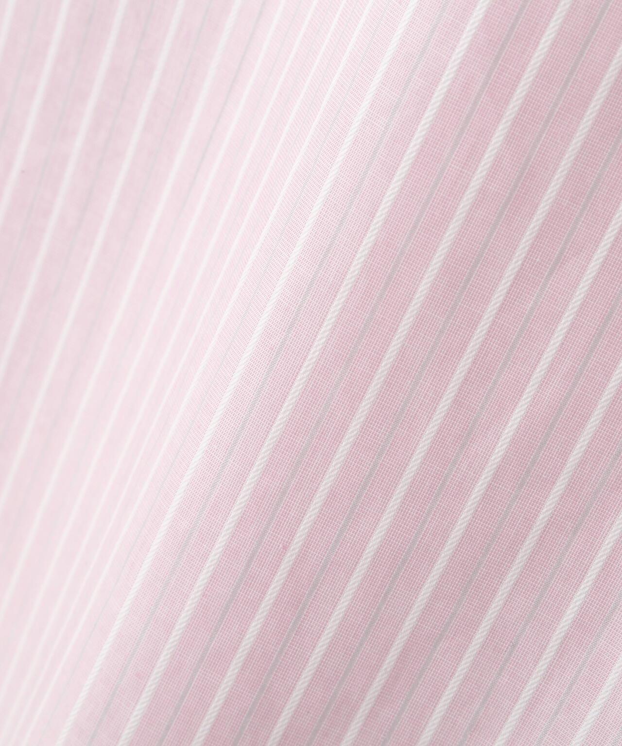 156832140
