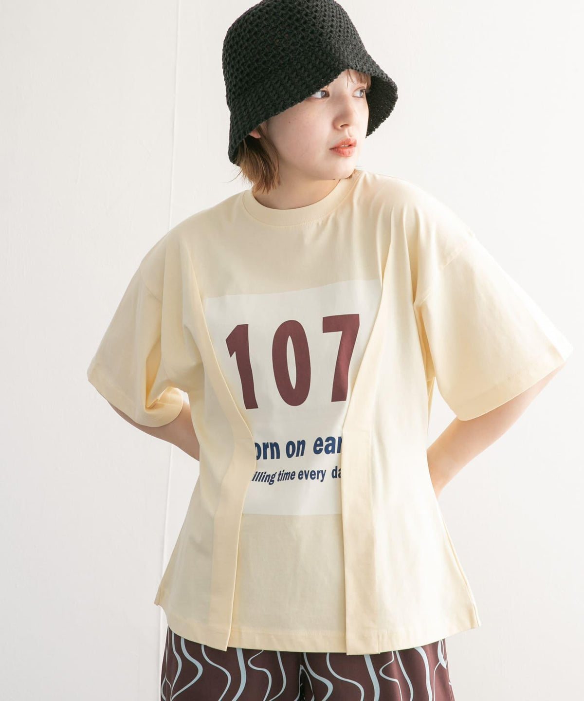174071121