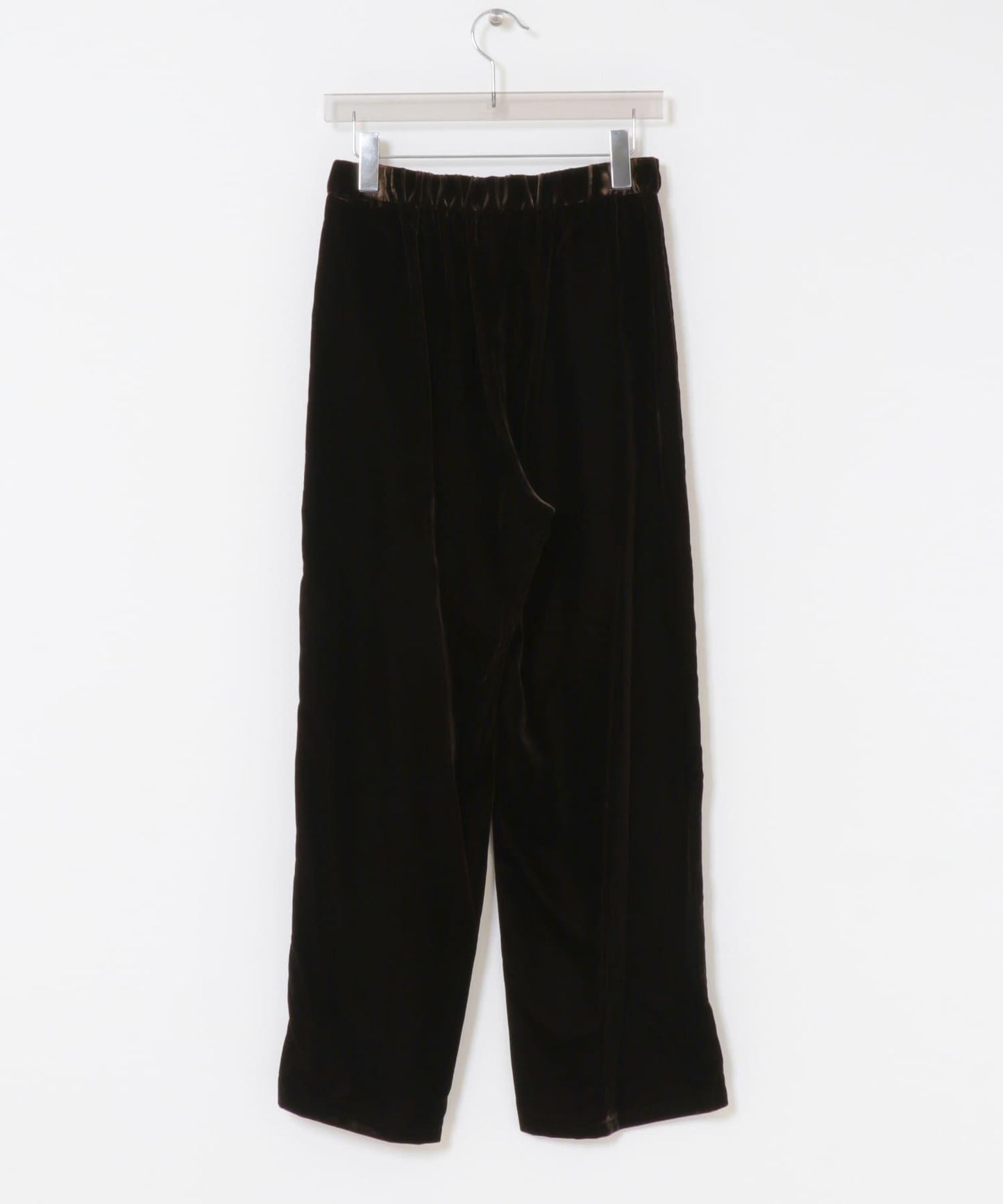 166135818