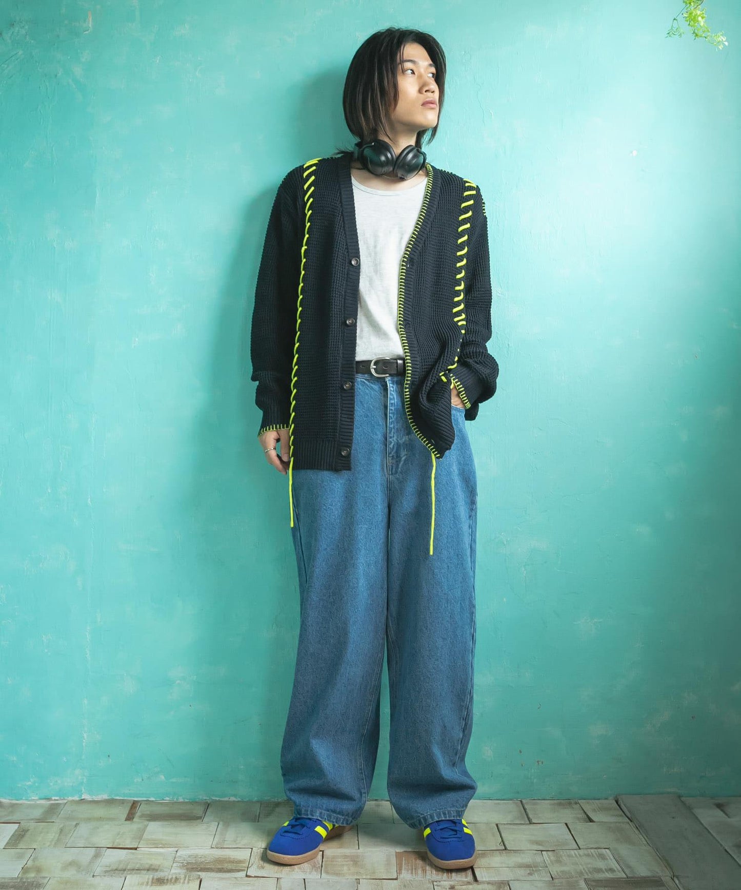166049202