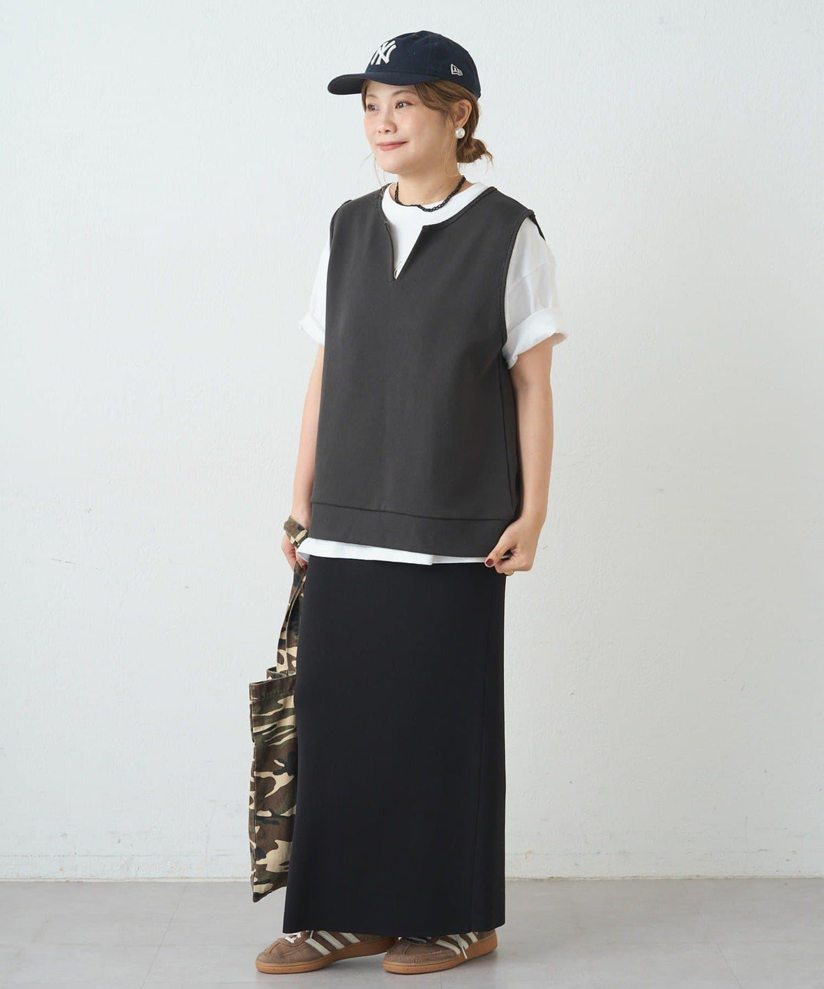 172578305