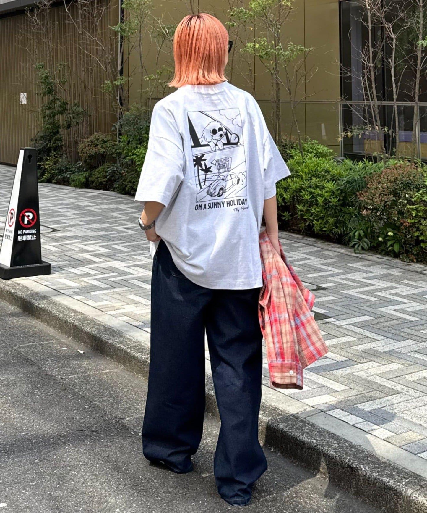 158367746