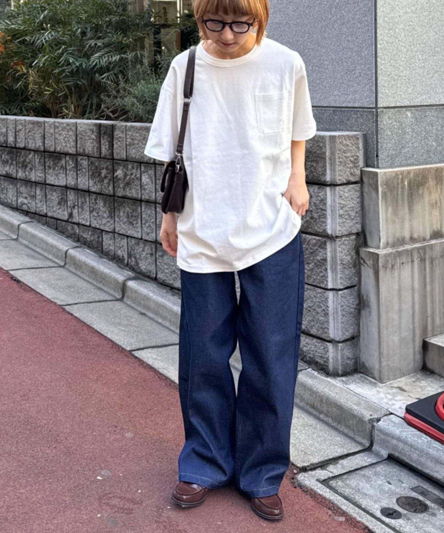 169590833
