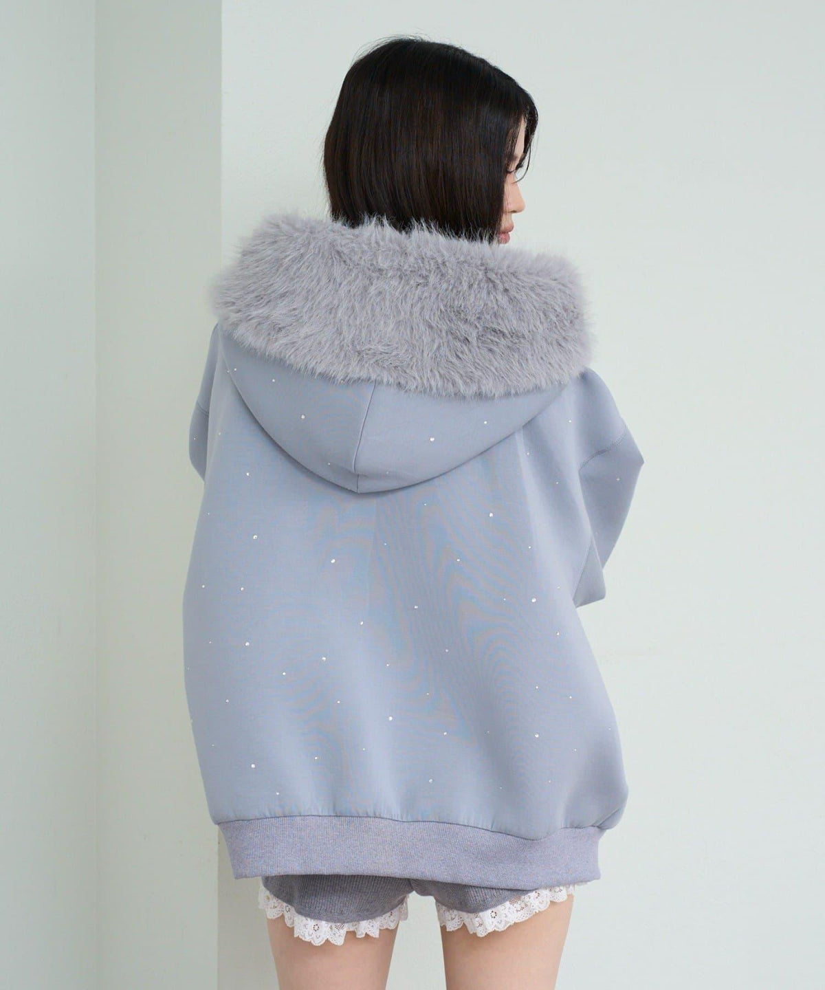 173975508