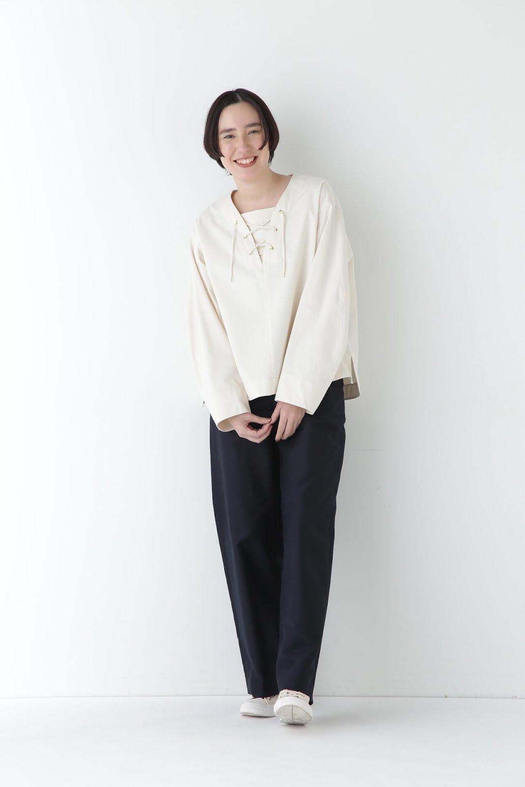 156302470