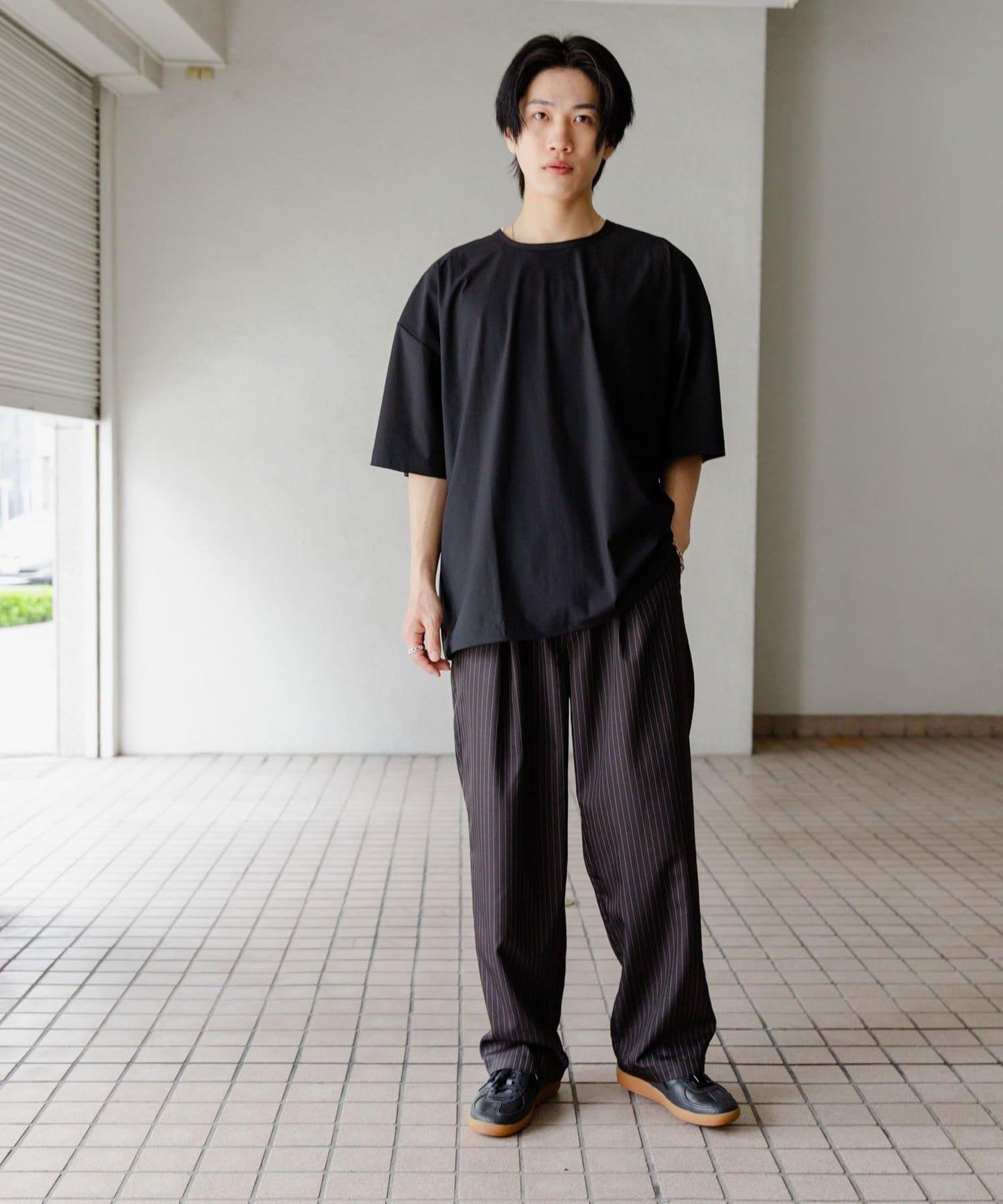 166071777