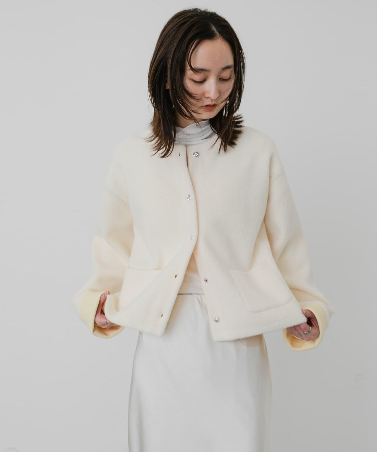 174693022