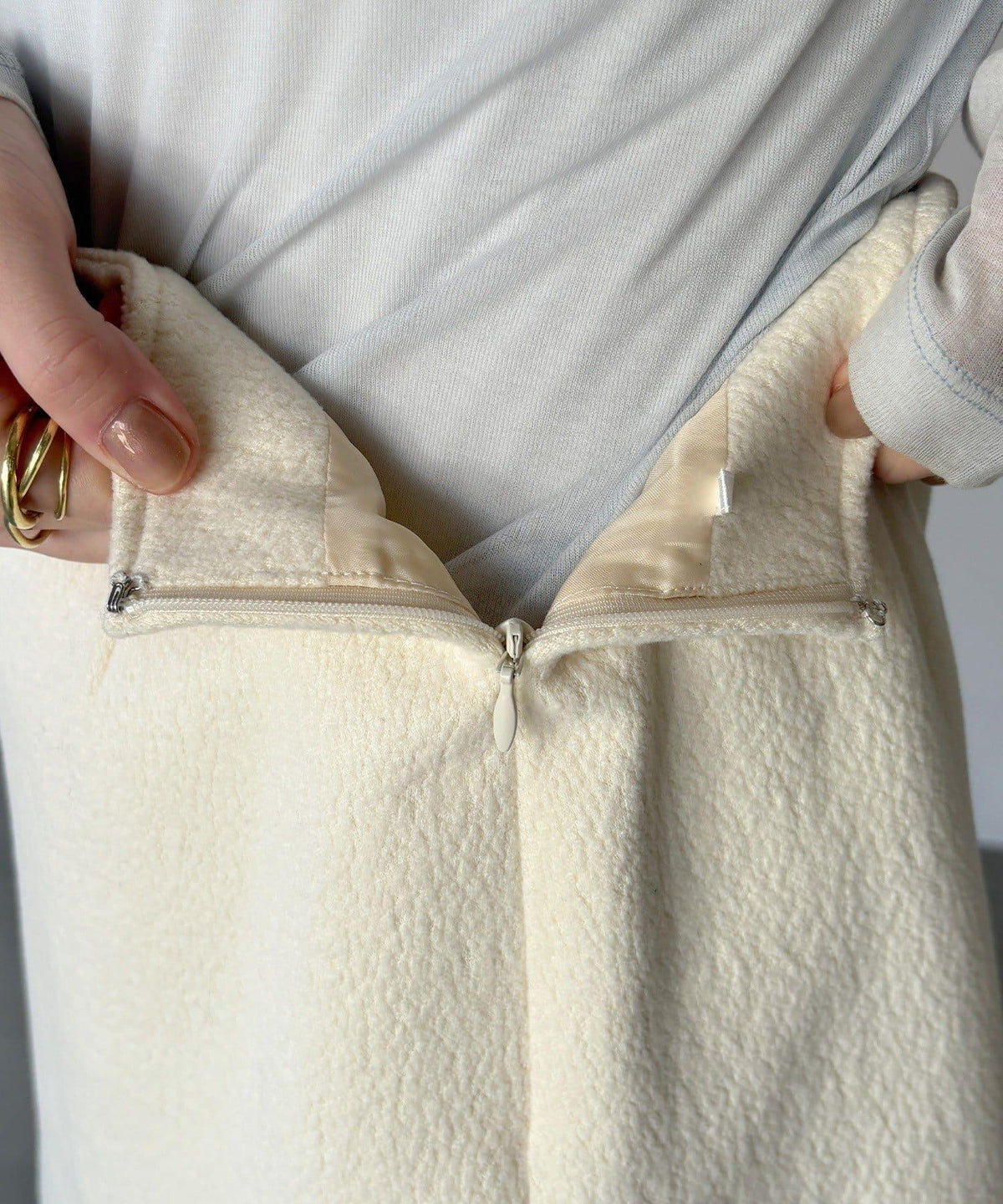 173926577